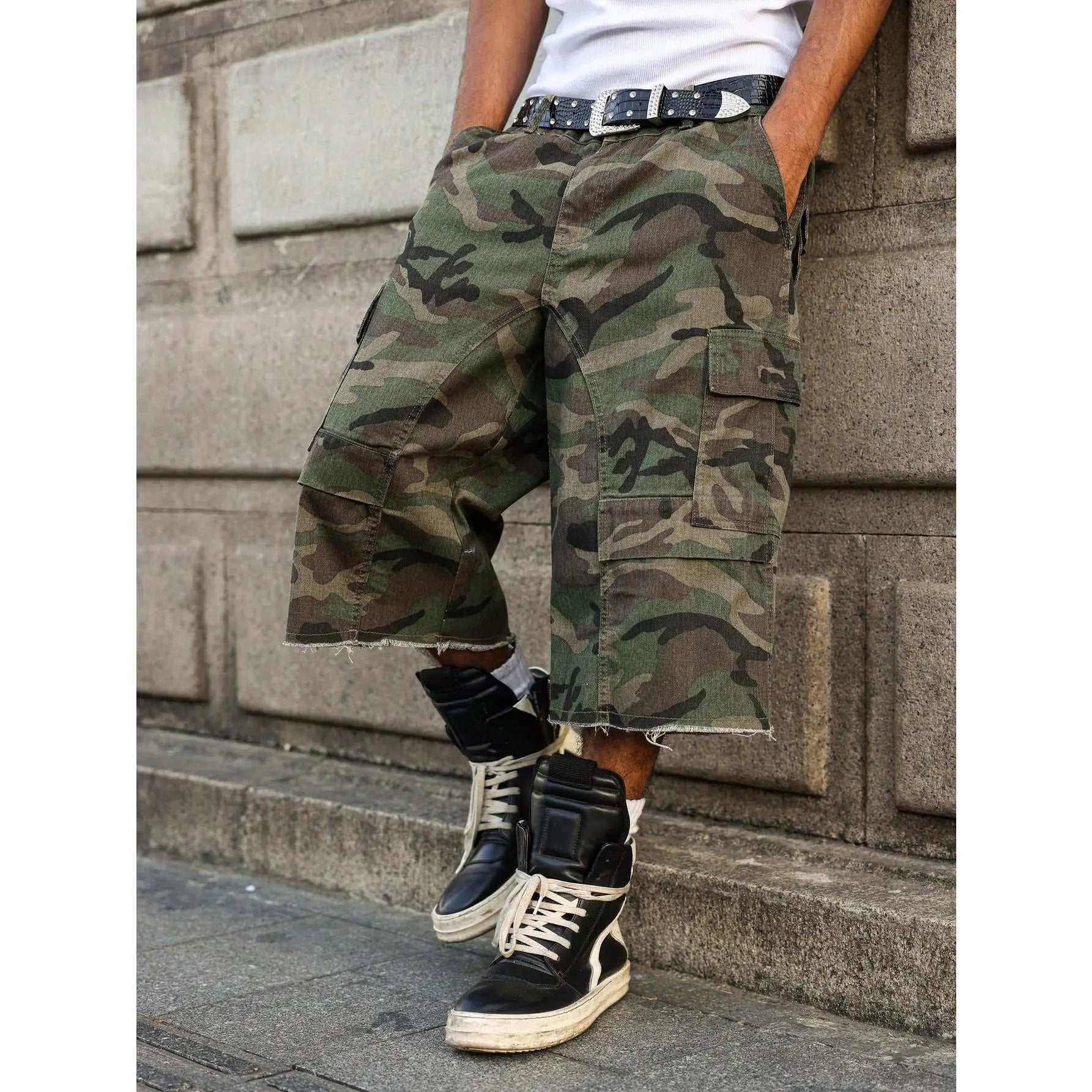 Casual Cargo Camo Frayed Hem Loose Denim Shorts Streetwear