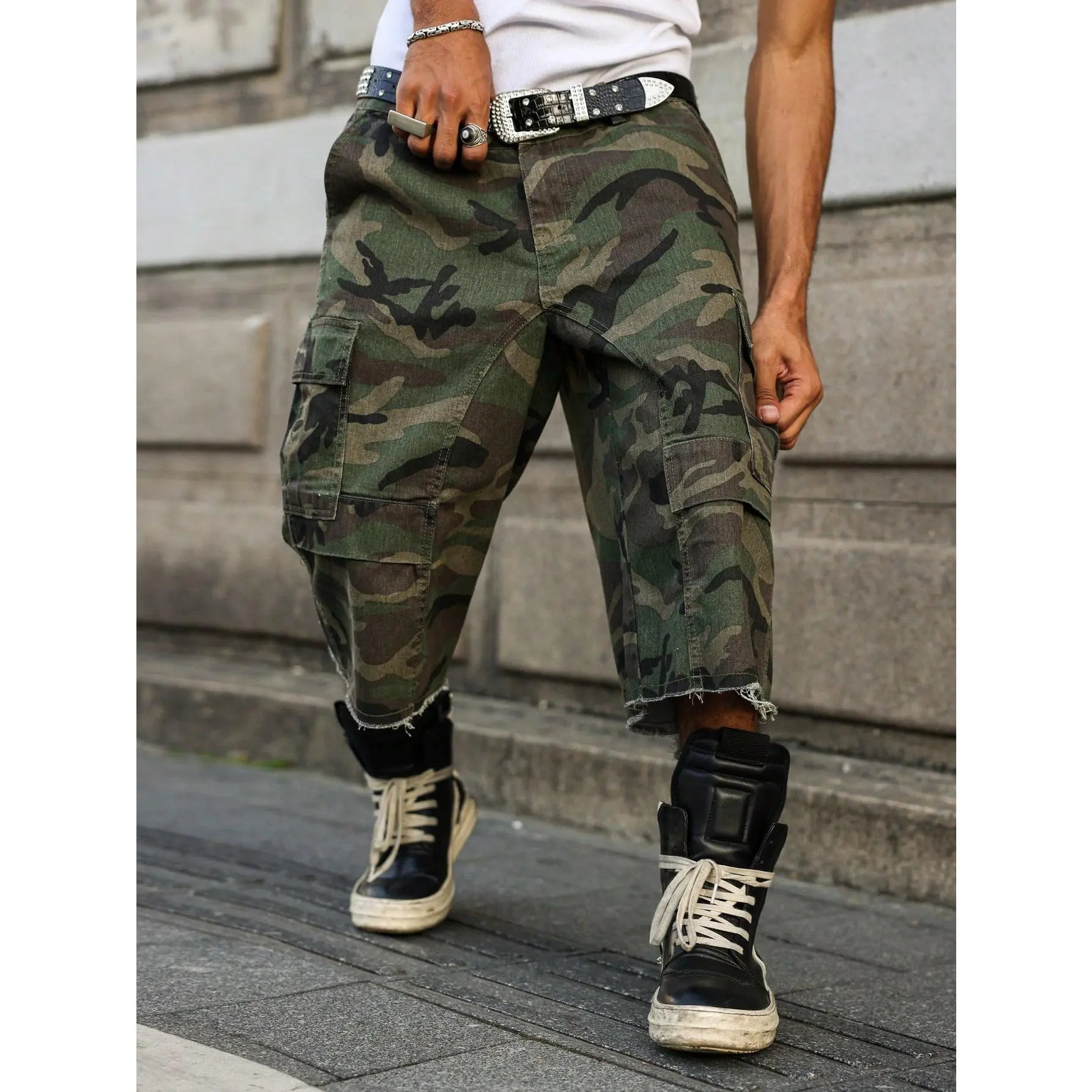 Casual Cargo Camo Frayed Hem Loose Denim Shorts Streetwear
