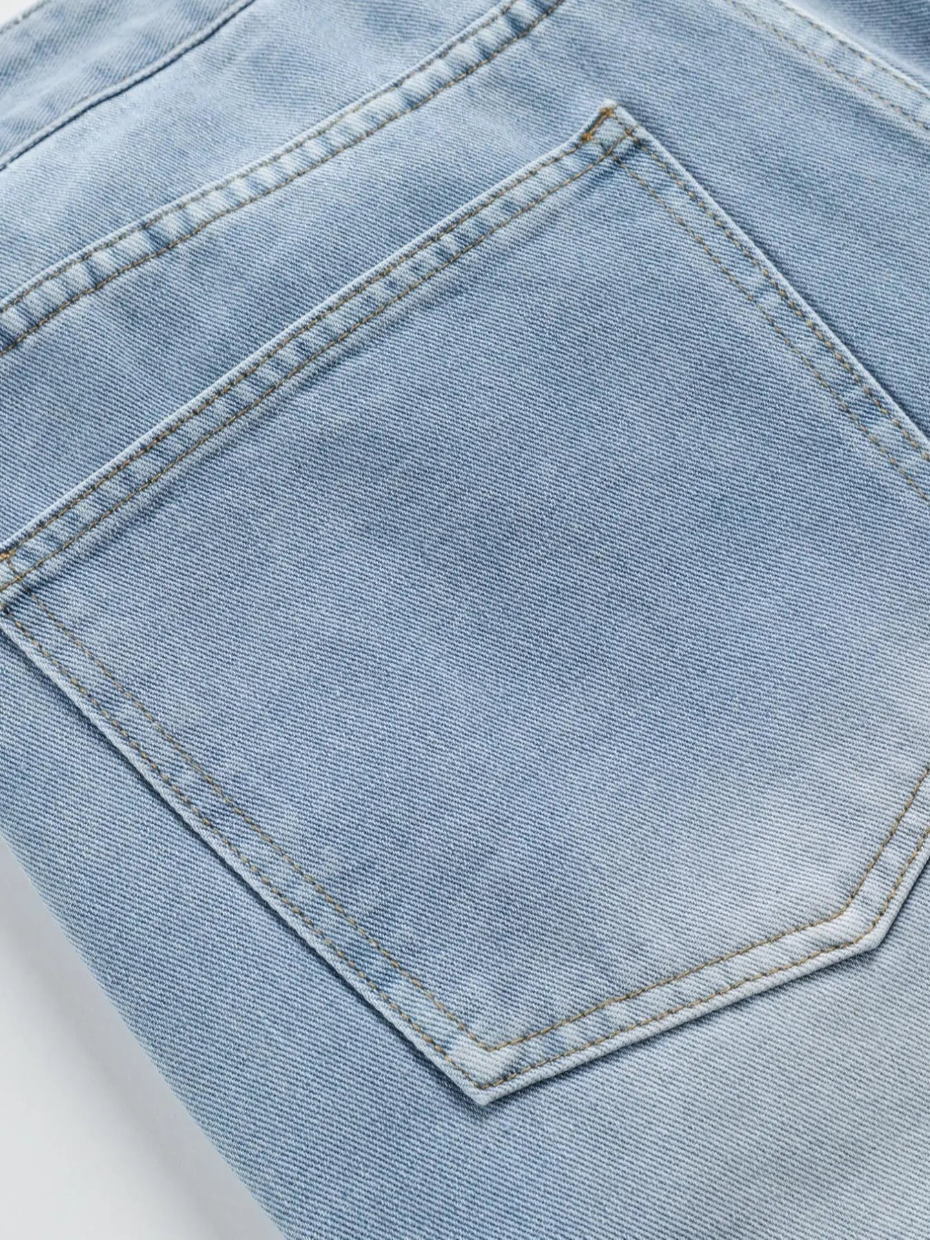 Colorblock Letter Print Loose Distressed Denim Shorts